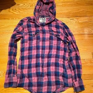 NWOT Aritzia | TNA Boyfriend Plaid Shirt